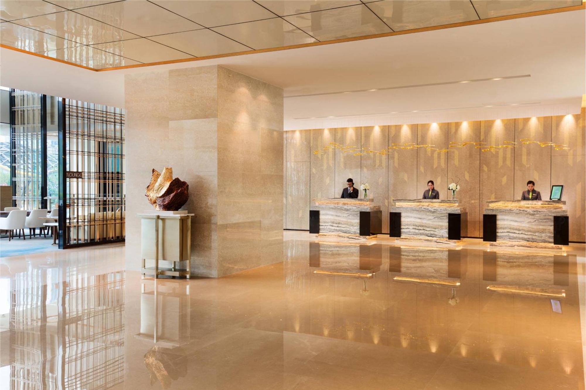 Courtyard By Marriott Zhengzhou East Hotel Exterior photo