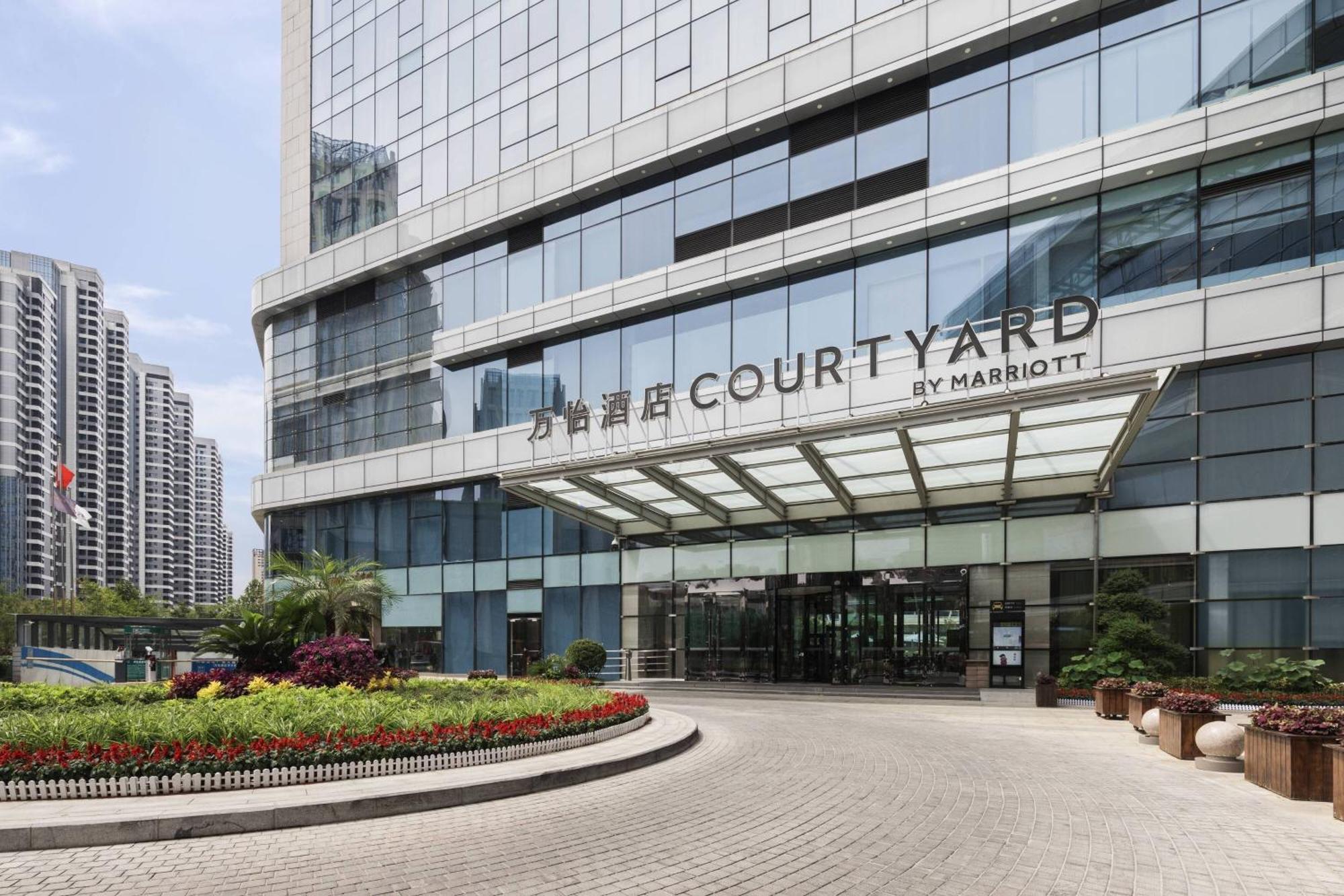 Courtyard By Marriott Zhengzhou East Hotel Exterior photo